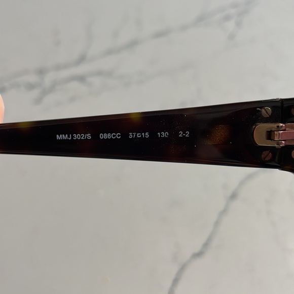 Marc by Marc Jacobs Sunglasses + Case - Picture 5 of 5